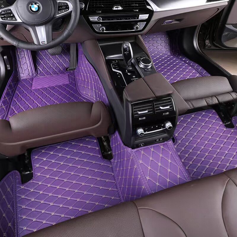 Tapis de Voiture Sur-Mesure en Cuir Diamant - Surpiqûres Violettes